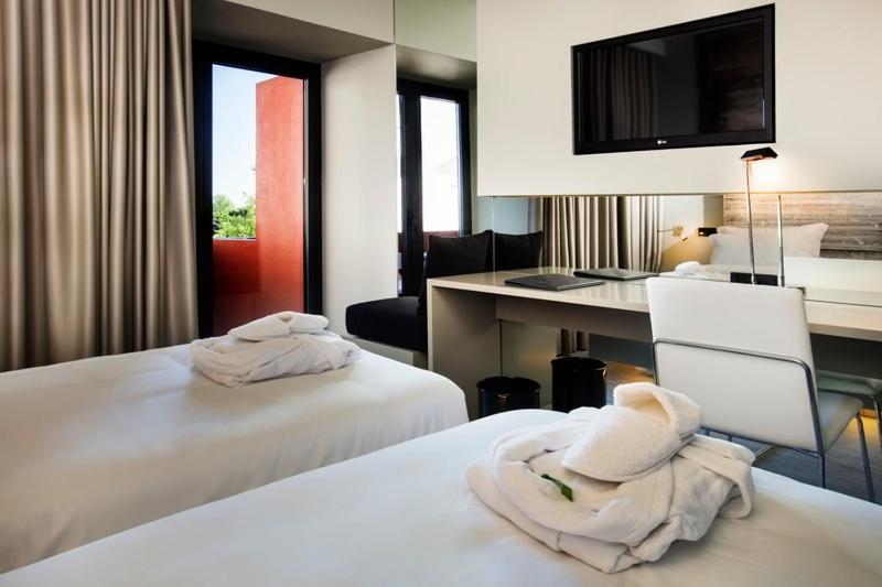Vitoria Stone Hotel Évora Oda fotoğraf